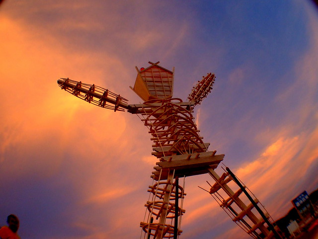 Balsa Man Japan at sunset, photo by cabcab